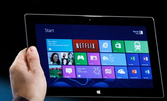 Surface are sub 1% din piața de tablete în timp ce iPad domină în continuare