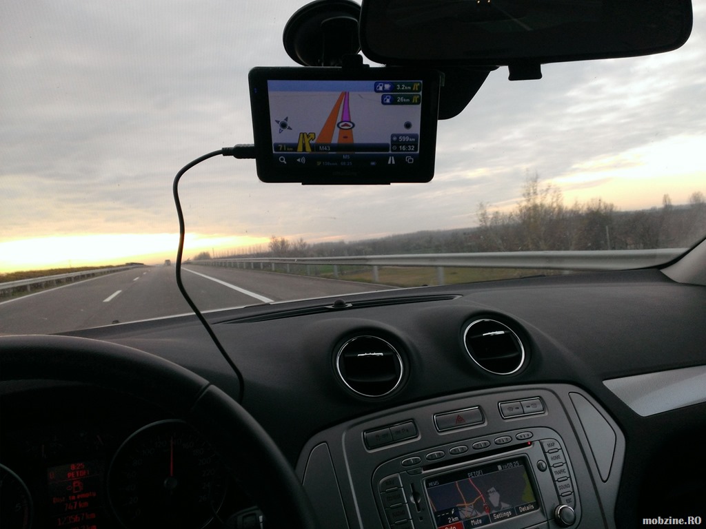 Review SmailoHDx: primul GPS cu sistemul TMC TraficOK