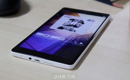 Oppo N1, un nou concept: smartphone cu back touch