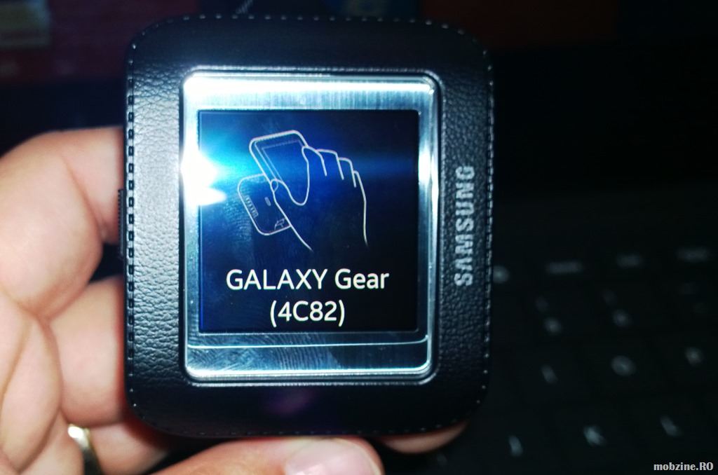 Primul contact cu ceasul inteligent: Samsung Galaxy Gear