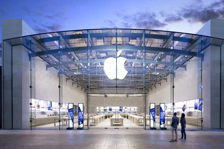 Speculantii Apple revin: vom avea iPhone cu ecran de 5,5 inchi?