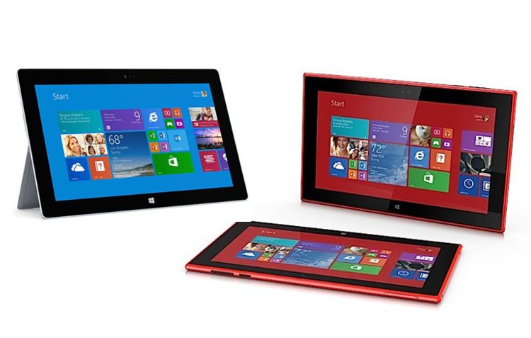 Razboi fratricid: Nokia Lumia 2520 versus Microsoft Surface 2