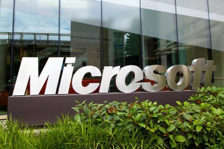 Restructurari la nivel inalt in Microsoft