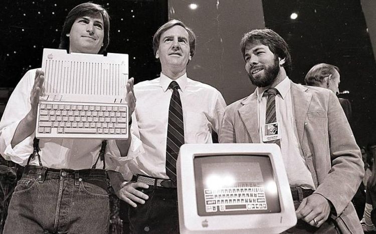 File de istorie: pe 8 aprilie 1983, John Sculley devenea CEO Apple