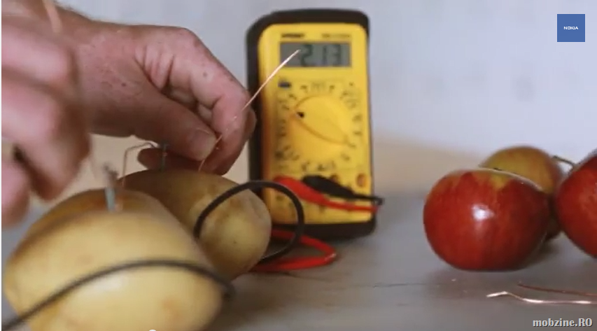 Lumia 930 încărcat wireless de la … cartofi si mere