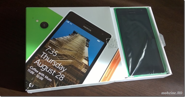 Lumia 735