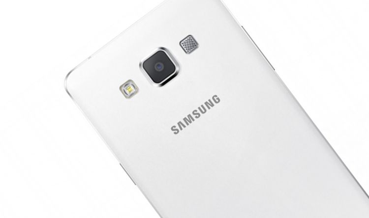 Samsung Galaxy A7 se pregateste sa intregeasca familia