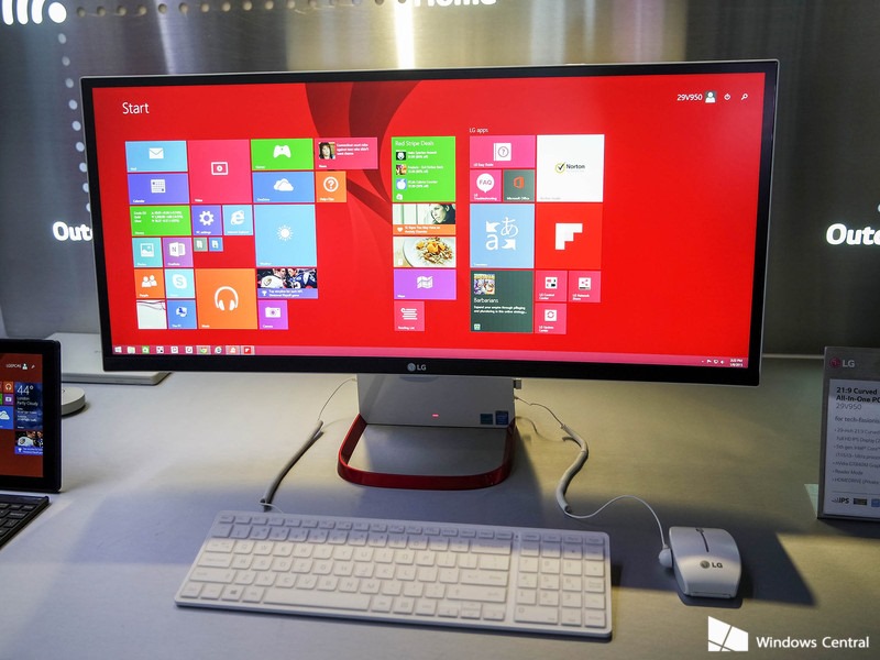 LG aduce un PC all-in-one cu ecran curbat, ultrawide