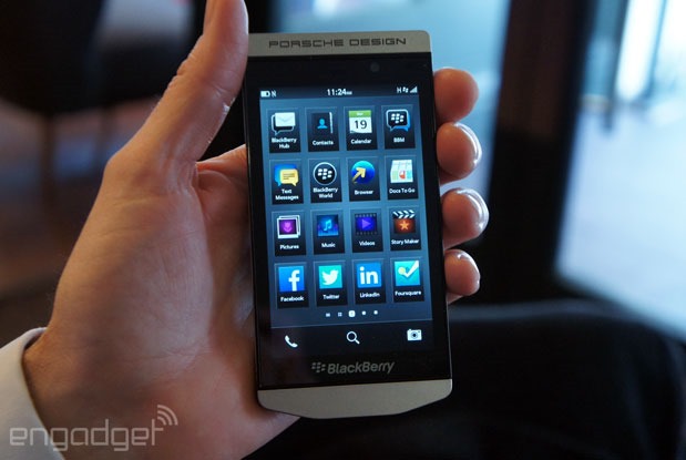 De retinut: Amazon Appstore pus implicit pe BlackBerry 10.3.1 ofera acces la aplicatiile Android!