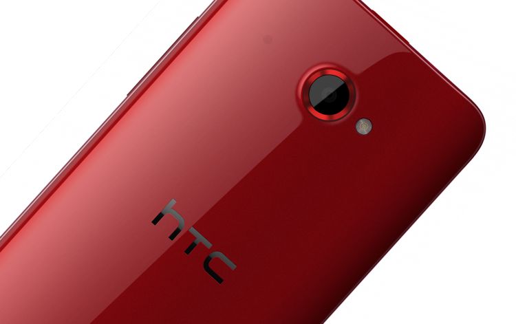 HTC Butterfly 3 ia putin din lumina reflectoarelor