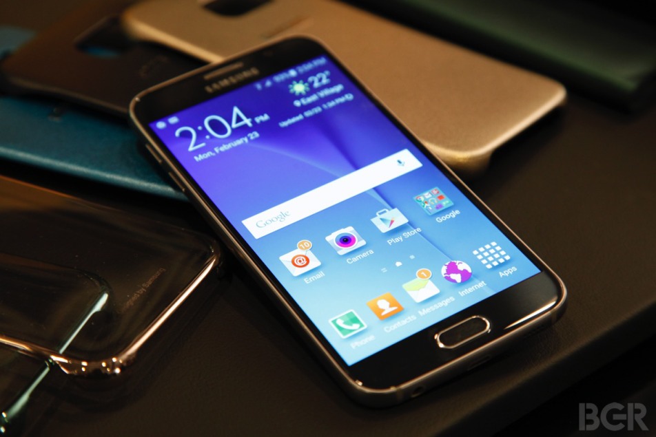 Samsung prezinta Galaxy Gorilla Glass 4, inci si Quad HD, 3 GB RAM, octacore