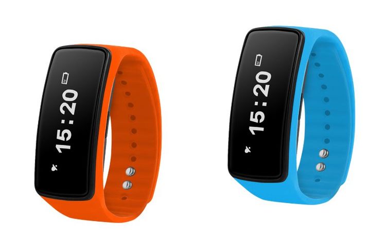 Overmax intra in zona de wearable cu Touch Go