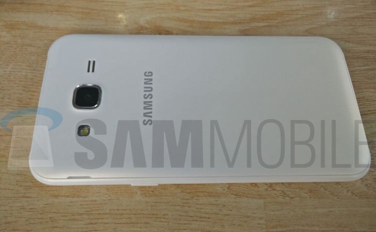 Samsung-Galaxy-J5-SM-J500-08