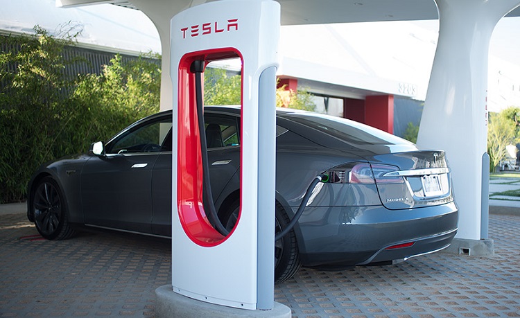 Tesla revolutioneaza incarcarea rapida