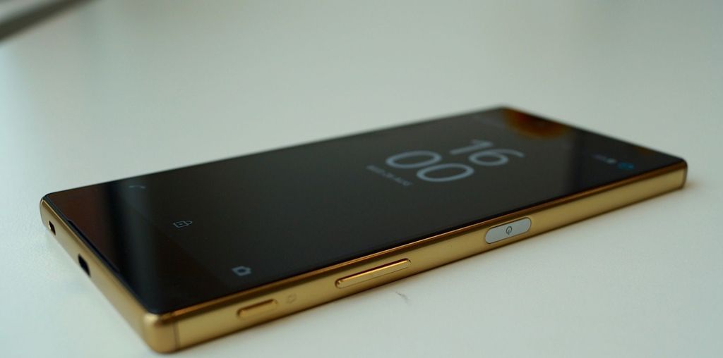 Sony Xperia Z5 Premium, primul smartphone cu display 4K