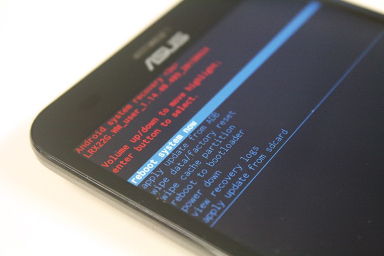 Asus permite deblocarea oficiala a bootloader-ului de pe Zenfone 2: liber la experimente
