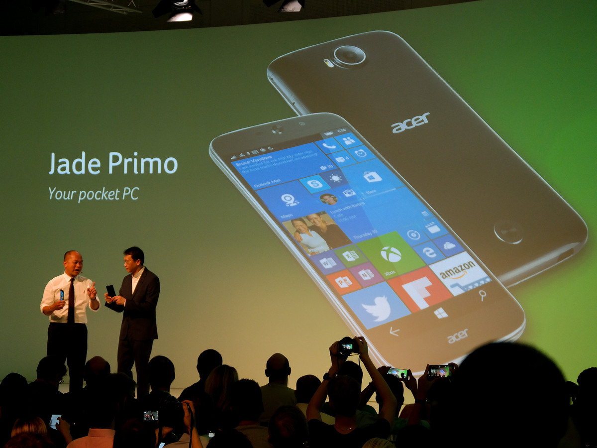 Pret excelent pentru Acer Jade Primo cu Windows 10 Mobile si Continuum!