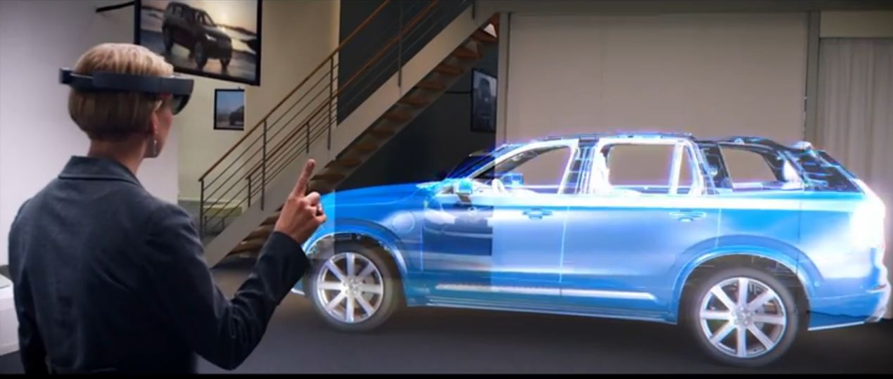 Volvo ne arata cum poate fi folosita realitatea virtuala prin HoloLens la o sesiune de cumparaturi … auto