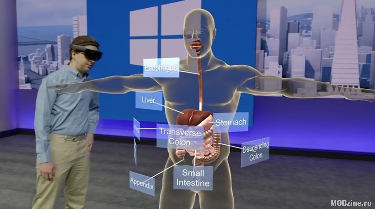 Microsoft HoloLens dev kit livrat de astazi