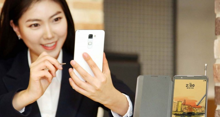 LG Sylus 2 disponibil la vanzare