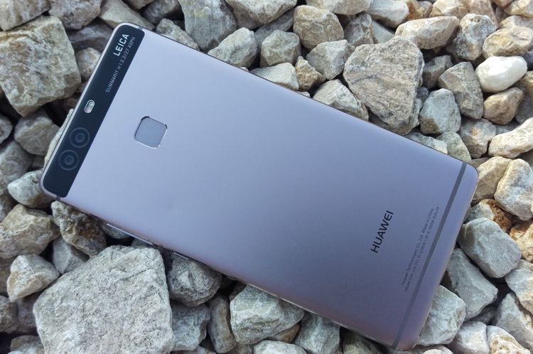 Huawei P9 desemnat telefonul anului la EISA Awards