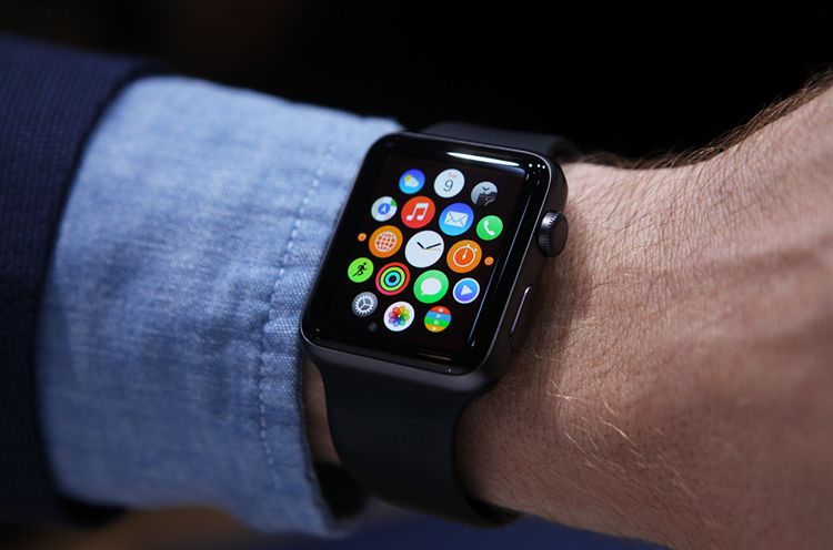 Vanzarile de Apple Watch au scazut cu 55 procente