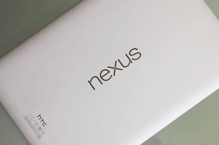 htc nexus back