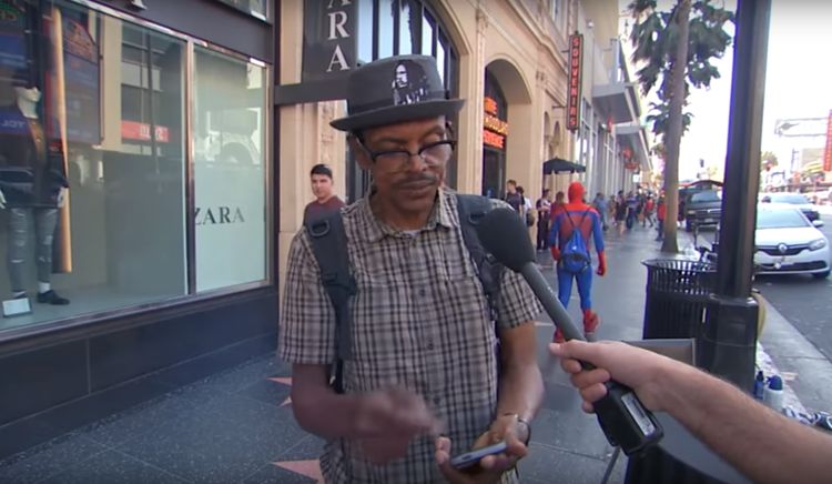 VIDEO: Fanii Apple pacaliti din nou de Jimmy Kimmel