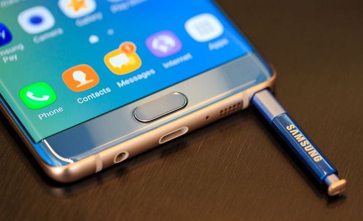 Un roman a incercat sa pacaleasca Samsung pretinzand ca i-a ars Note 7-le