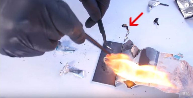 Video: cum si de ce explodeaza bateriile de pe Samsung Note 7