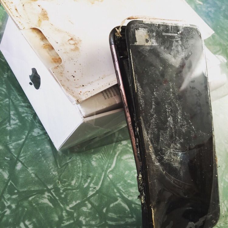 iphone-7-exploded