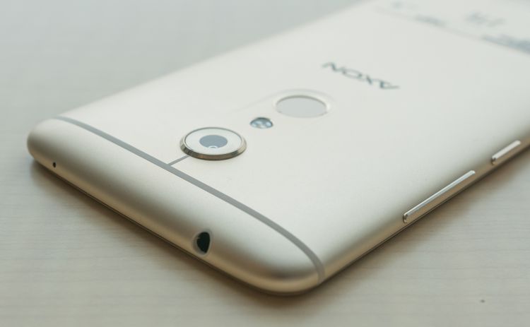 ZTE Axon 7 in editie limitata cu 6 GB de RAM