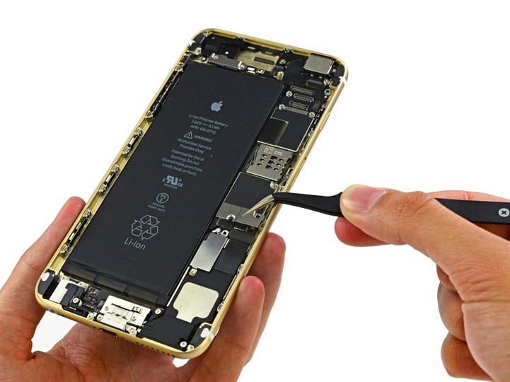 Cum verifici daca telefonul tau iPhone 6S se califica pentru schimbarea gratuita a bateriei
