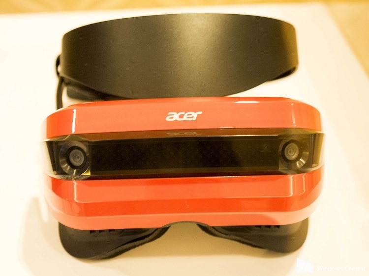 acer-windows-holographic-headset-front