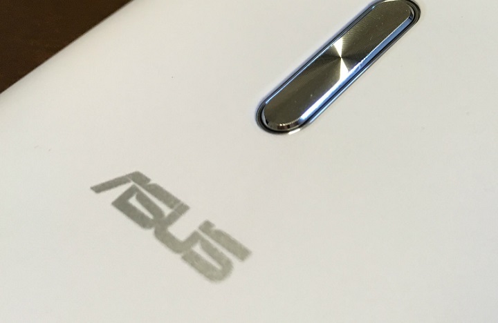 Un smartphone ASUS cu numele de cod ASUS_X015D a trecut pe la TENAA