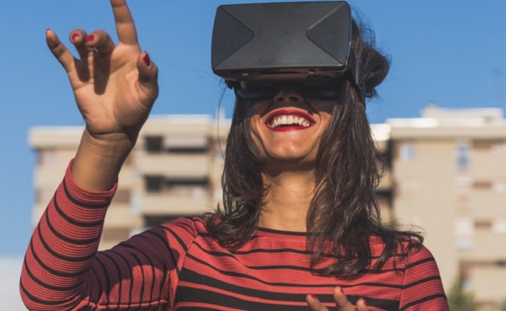 HTC si Lenovo colaboreaza cu Google pentru a produce ochelari VR cu suport pentru Daydream