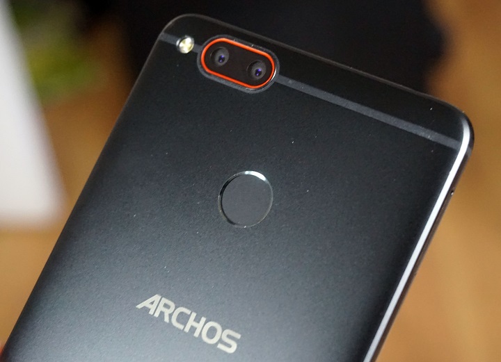 Diamond Alpha si Sense 55S, doua telefoane interesante de la Archos