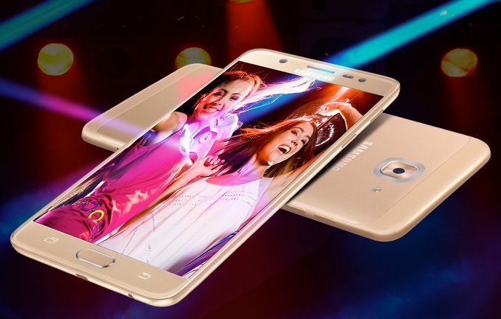 Samsung Galaxy J7 Pro si J7 Max, doua telefoane cu accente inspre social media