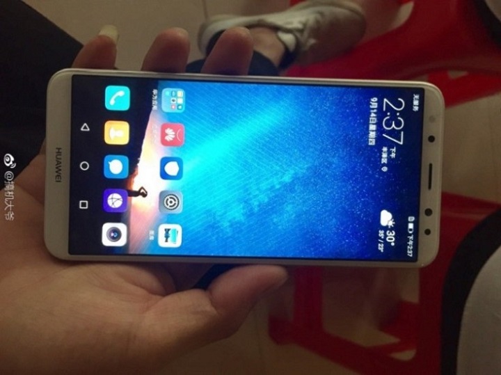 FOTO: cum arata Huawei G10 (Maimang 6)