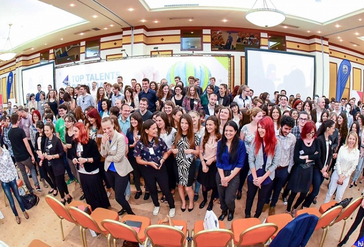250 de tineri cu potențial se aduna la Top Talents Romania