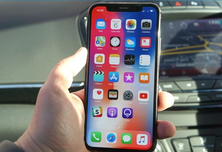 A aparut primul jailbreak functional de iPhone X