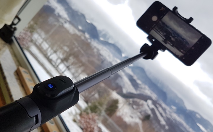 RECOMANDARE: selfie-stick/tripod Xiaomi Bluetooth, un accesoriu util