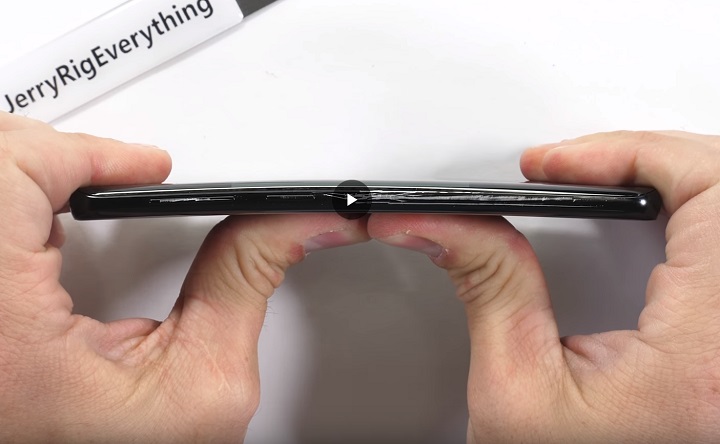 VIDEO: test de rezistenta Samsung Galaxy S9, cum se comporta la zgariere si indoire