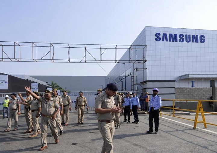Samsung deschide in India cea mai mare fabrica de smartphone din lume