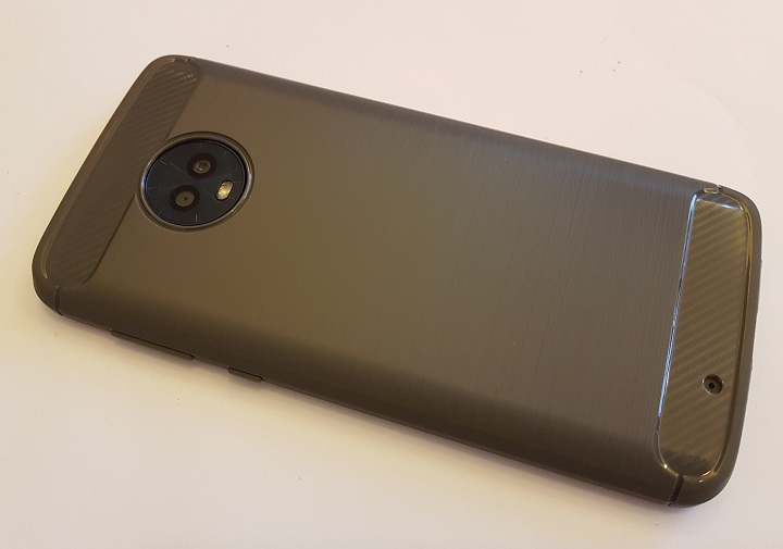 huse de protectie pentru Moto G6