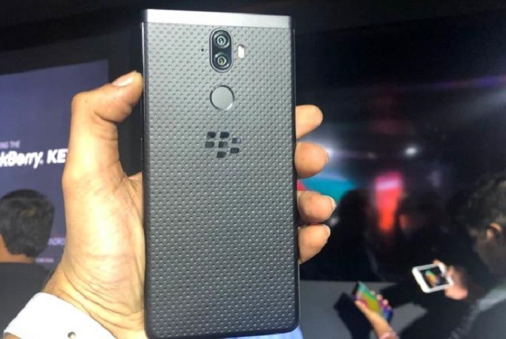 BlackBerry Evolve si BlackBerry Evolve X