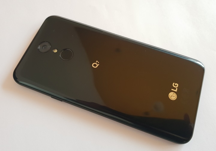 LG Q7