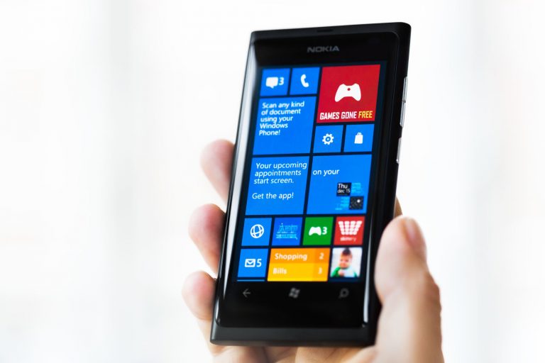 Gata, nu se mai pot face update-uri pe Windows Phone 8 si 8.1