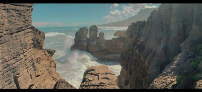Din seria shot on iPhone astăzi vedem un documentar despre Noua Zeelandă realizat cu lentile de cinema cu aspect 21:9.