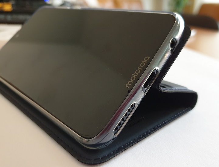 huse de protectie pentru Motorola Moto G7